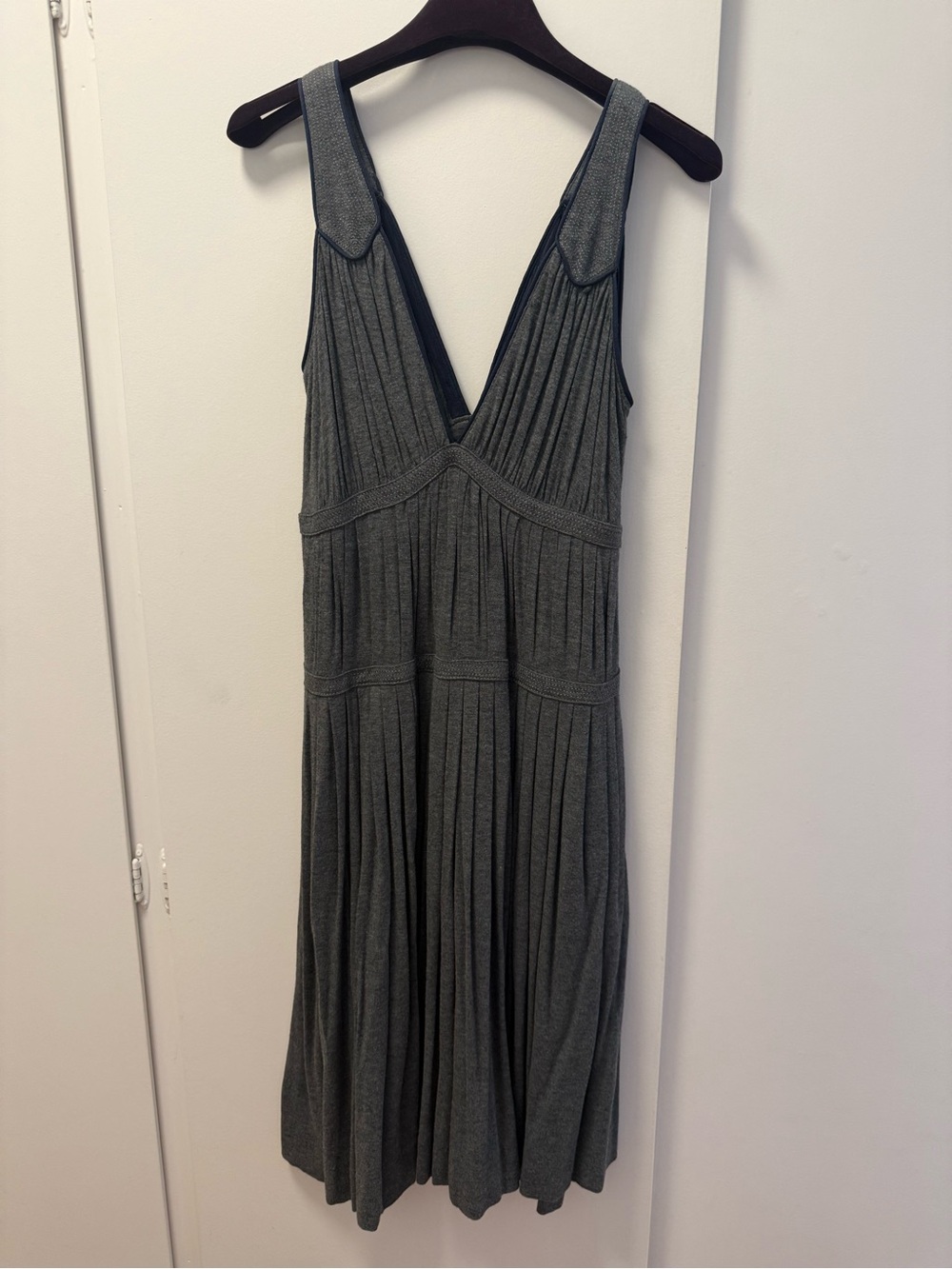 Marc Jacobs Grey Pleated V‑Neck Mini Dress XS